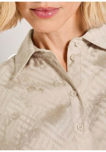 Атласная блузка