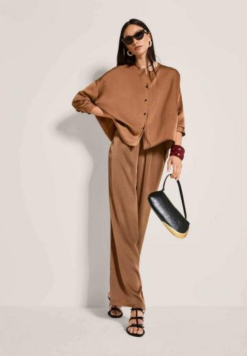 Атласная блузка