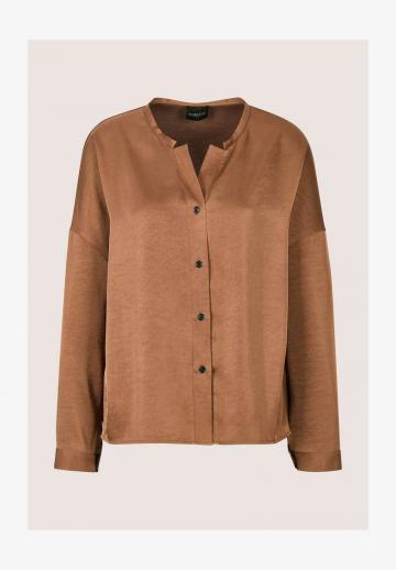 Атласная блузка