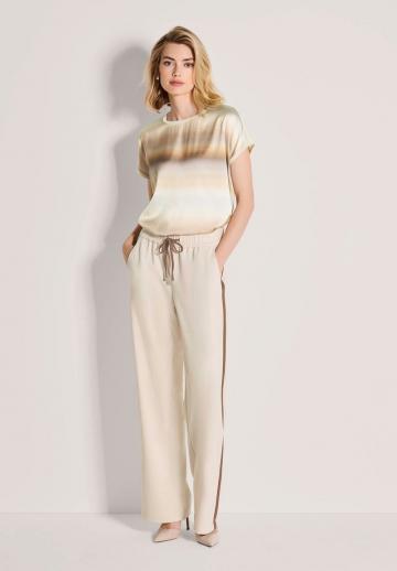 Спортивные штаны