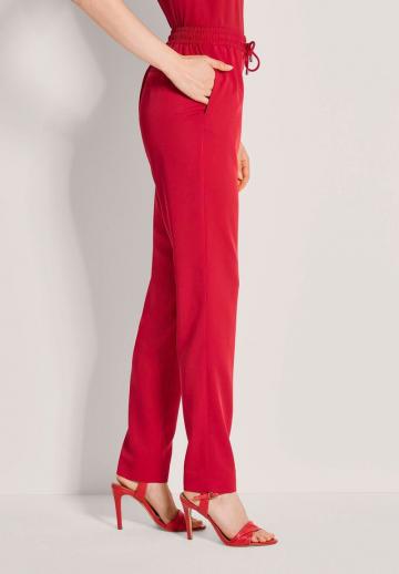 Спортивные штаны