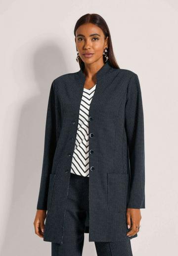 Короткое пальто