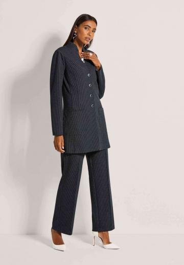 Короткое пальто