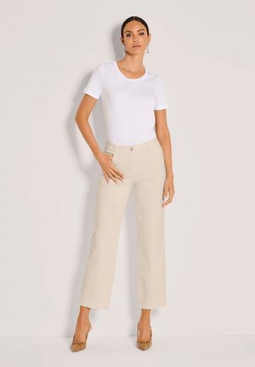 Короткие джинсы