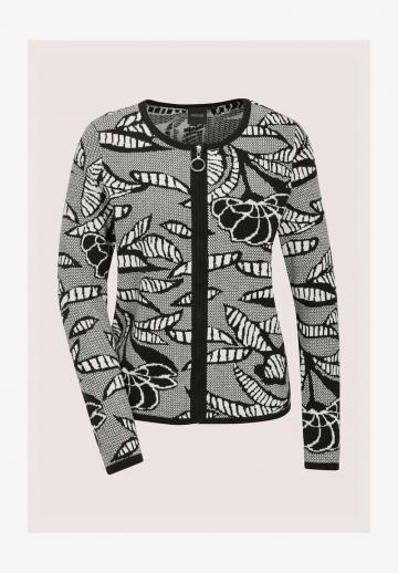 Вязаная кофта