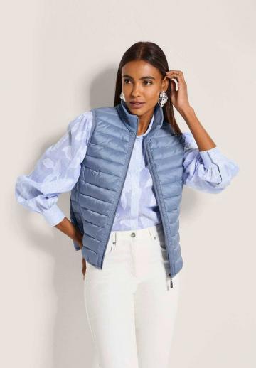 Пуховой жилет