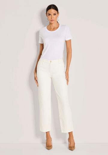 Короткие джинсы