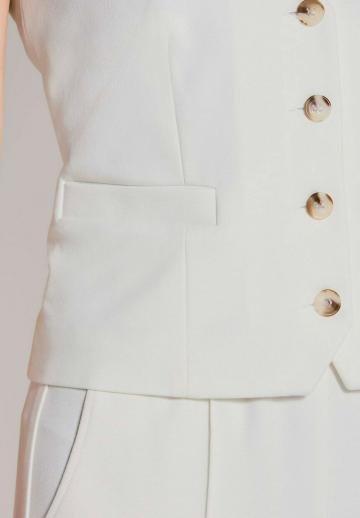 Джинсовая жилетка