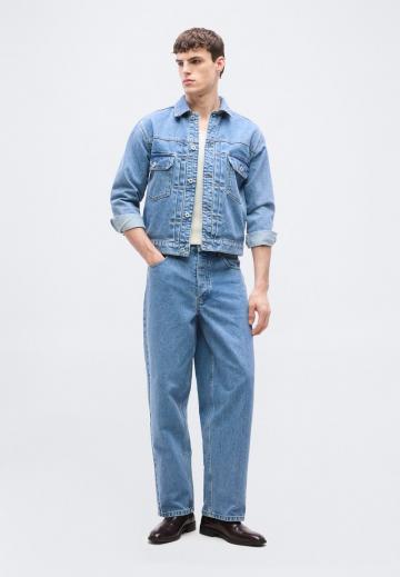 Прямые джинсы