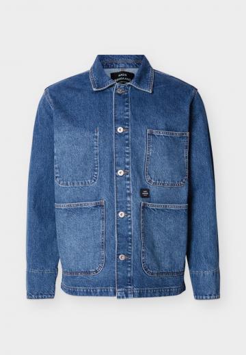 Джинсовая куртка