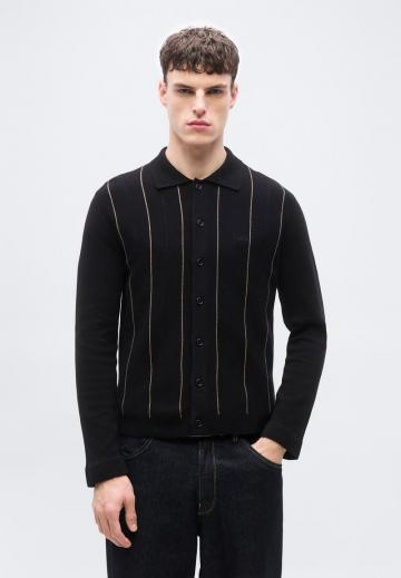 Вязаная кофта