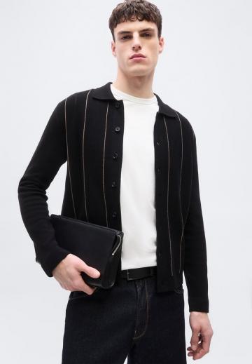 Вязаная кофта