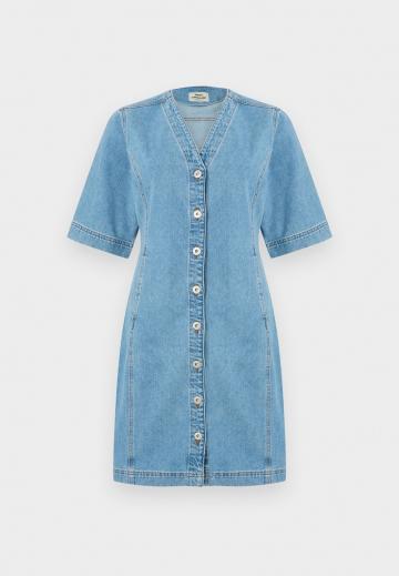 Джинсовое платье