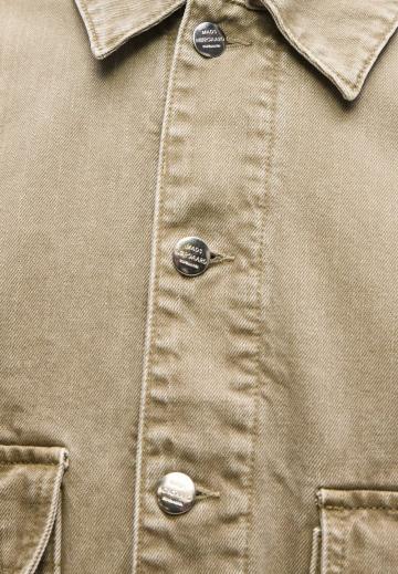 Куртка с накладнымит карманами