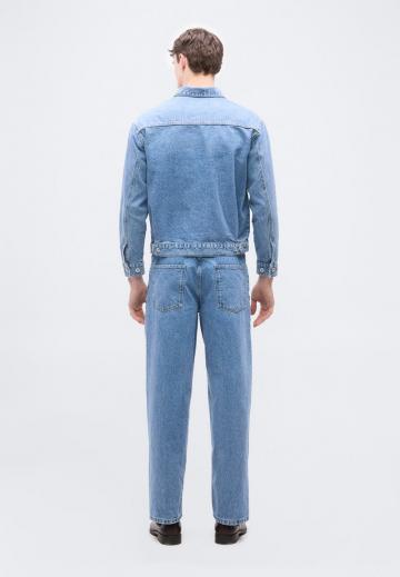 Джинсовая куртка