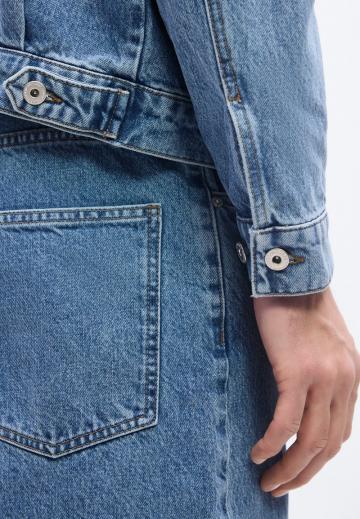 Джинсовая куртка