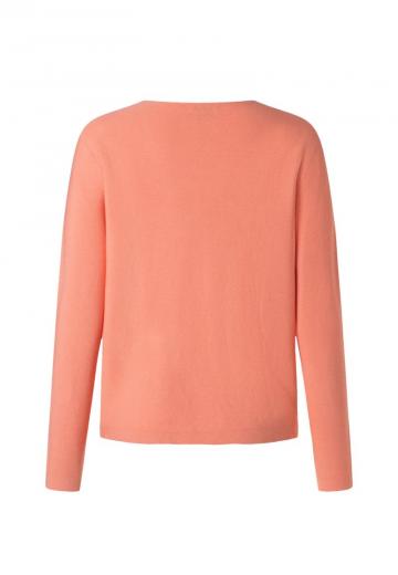 Пуловер с вырезом V