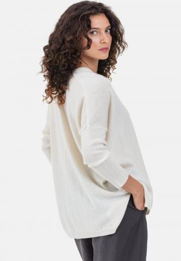 Длинный пуловер
