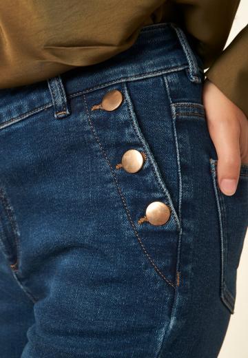 Клешеные брюки