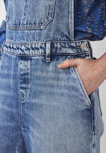 Джинсовый комбинезон