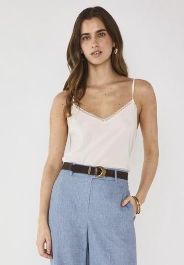 Топ на бретельках