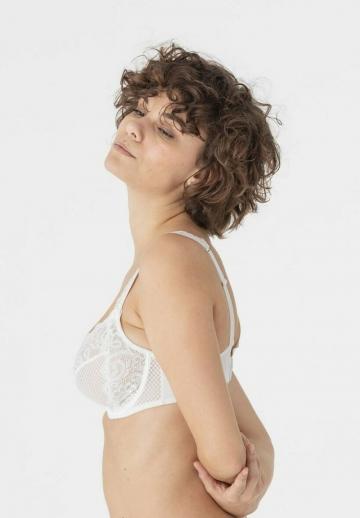 Бюстгальтер на косточках