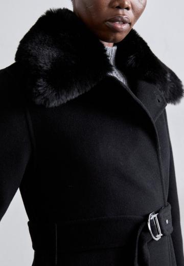 Шерстяное пальто