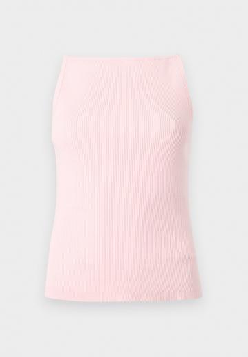 Топ на бретельках