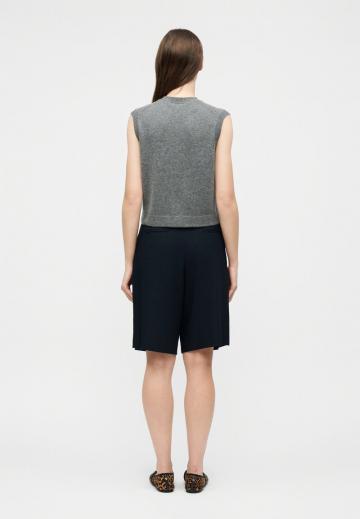 Короткая куртка