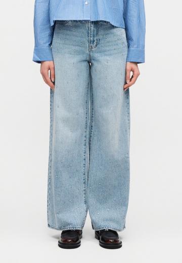 Свободные джинсы