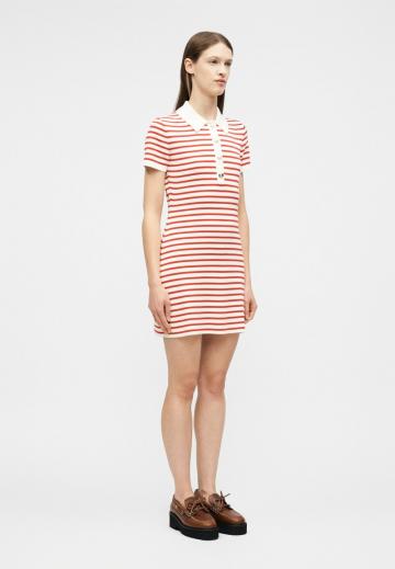 Вязаное платье