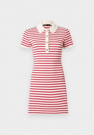 Вязаное платье