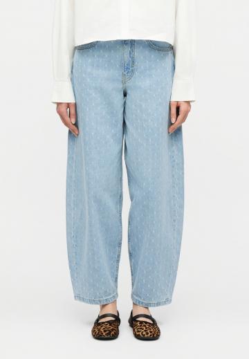 Джинсы бойфренда