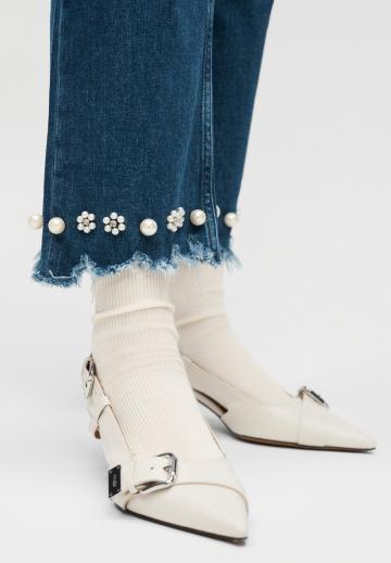 Короткие джинсы