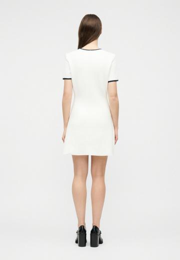 Вязаное платье