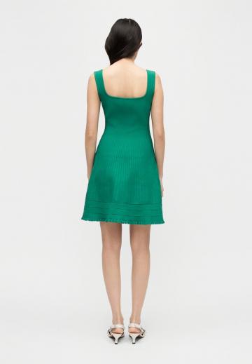 Короткое платье