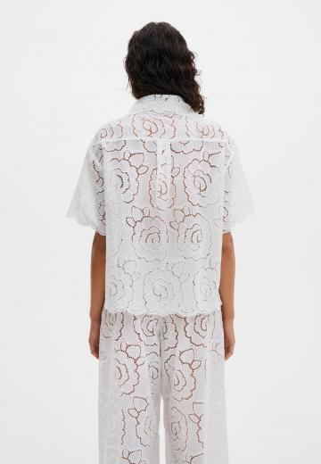 Кружевная блузка