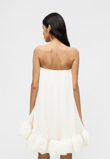 Платье без бретелек