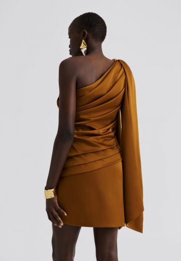 Короткое платье