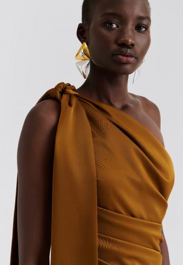 Короткое платье