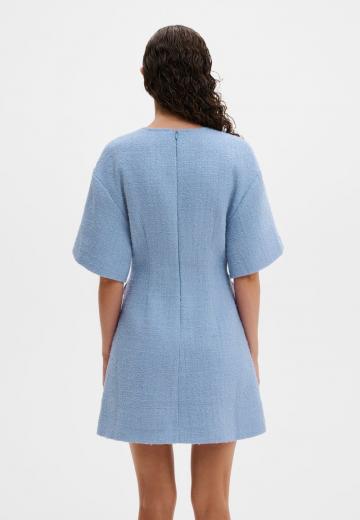 Короткое платье