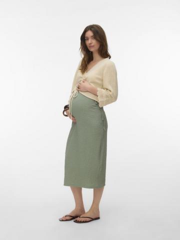 Пуловер с вырезом V