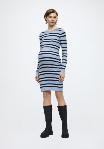 Платье футляр