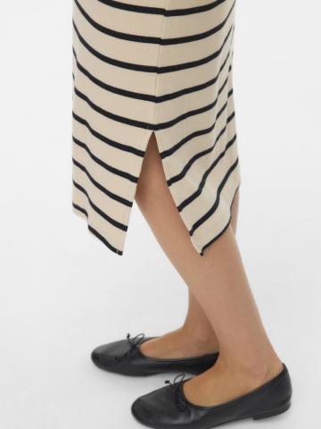 Вязаное платье