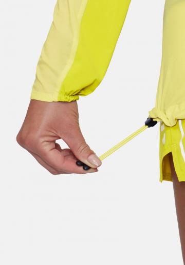 Спортивная куртка