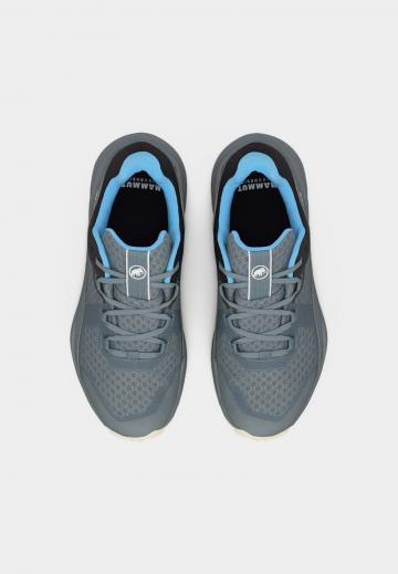 Походные ботинки