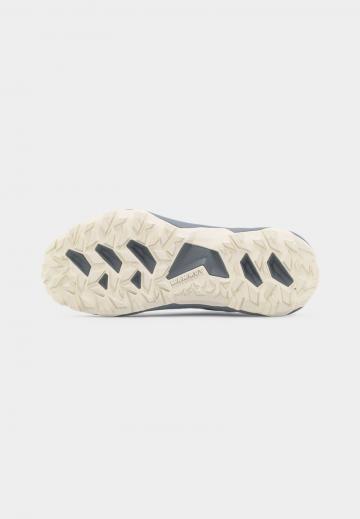 Походные ботинки