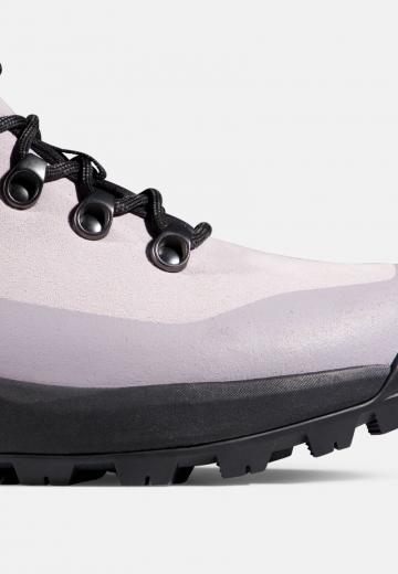 Походные ботинки