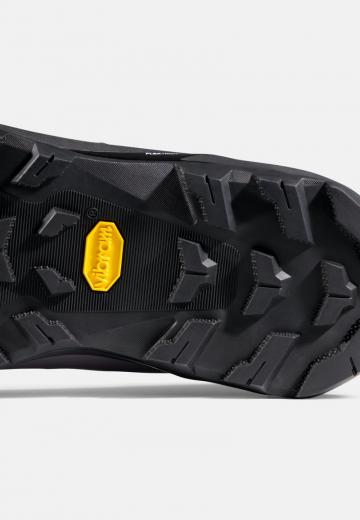 Походные ботинки