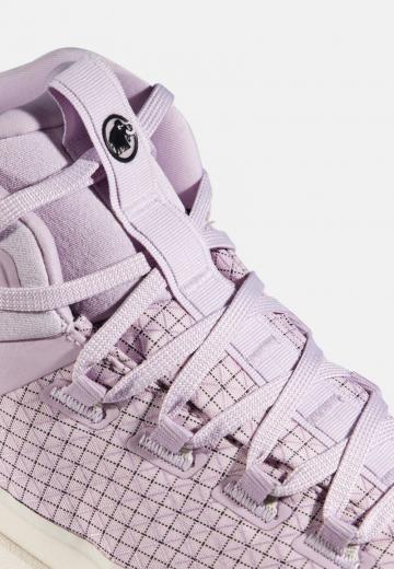 Походные ботинки